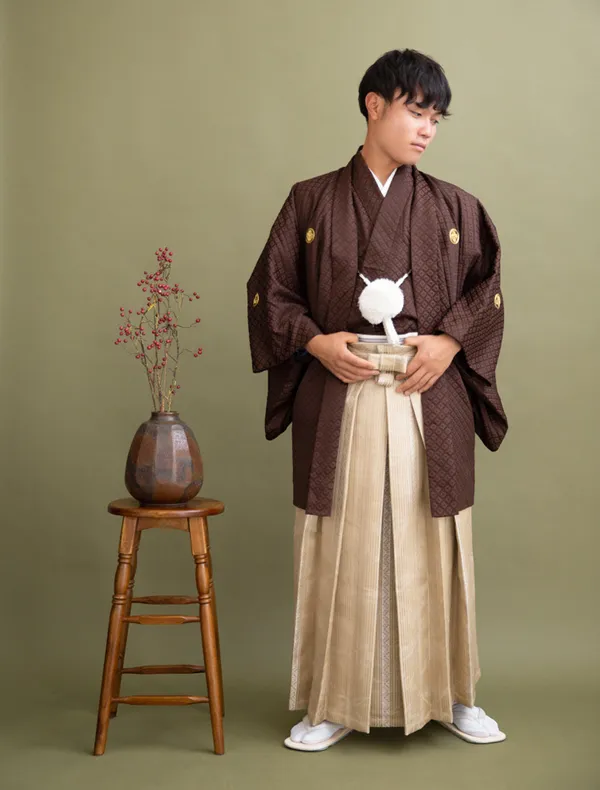 旭川店：ブラウン