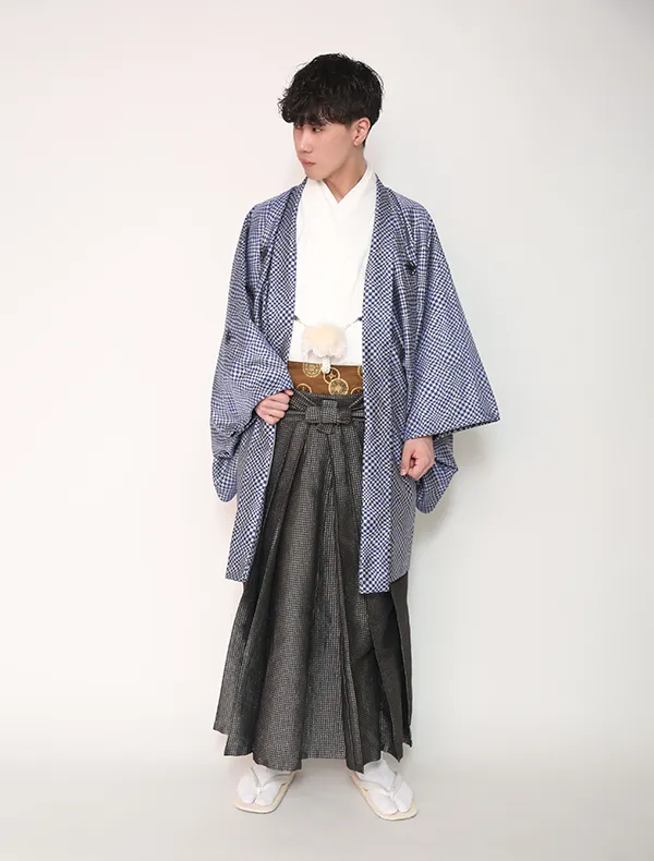 札幌中央店：紺 格子