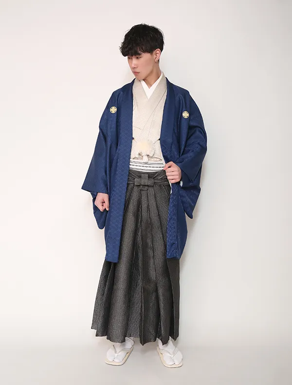 札幌中央店：ゴールド × 紺