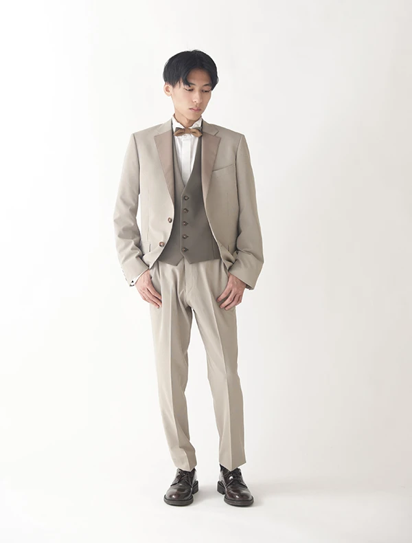 サッポロファクトリー店 カフェタキシードベージュ