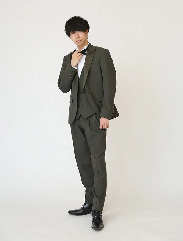 帯広店：カーキ