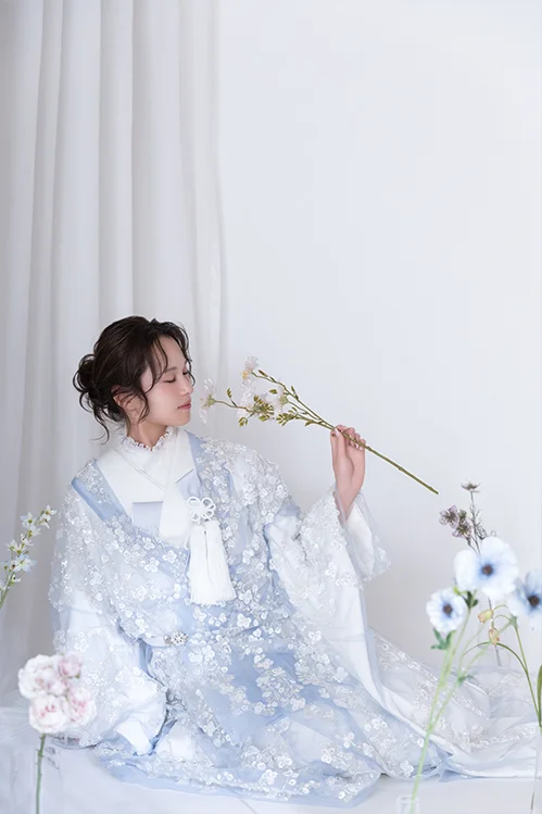 Ethereal Bloom(3)