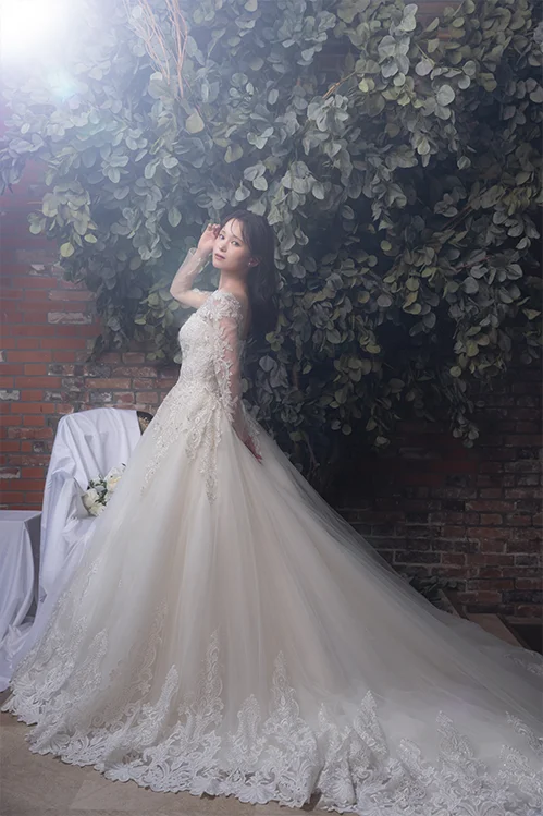 Veiled Grace(3)