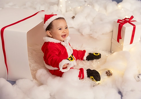 百日写真 Baby Santa's First Job!!
