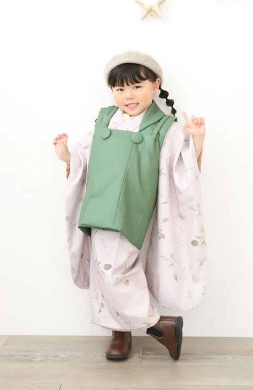 写真工房ぱれっと札幌西店の七五三衣装3歳女の子和装(08)