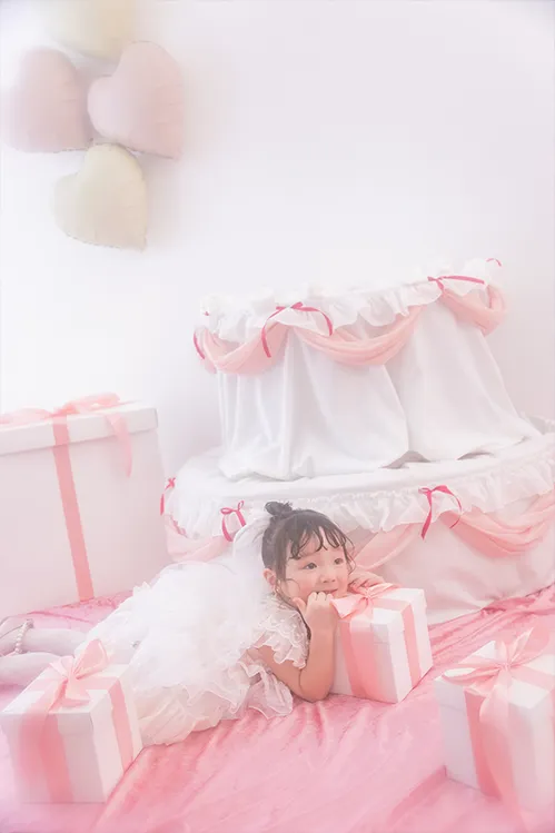 Sweetest Little Gift(3)