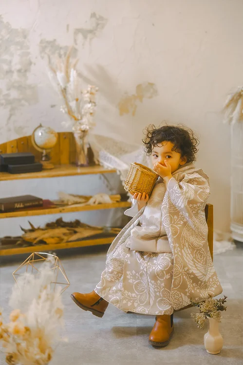 country × antique(3)