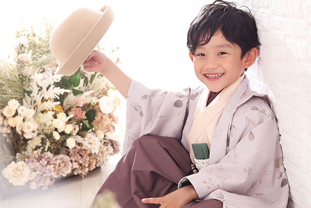 WHITE BRICK & DRIED FLOWER(1)