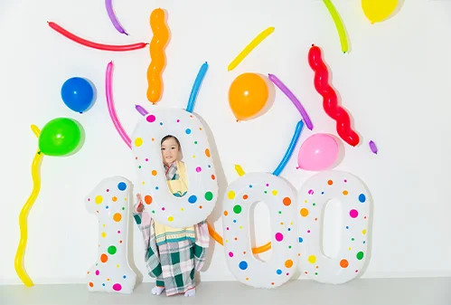 ONE THOUSAND COLORS(4)