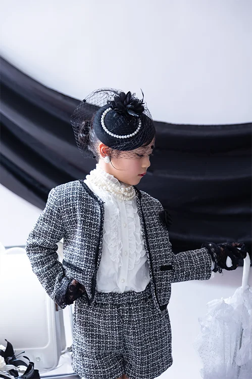 Elegance Begins Small(3)