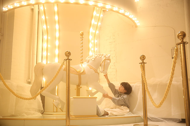 ROMANTIC BRIGHTNESS(1)