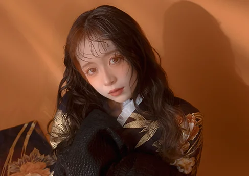 成人写真 Sepia Reverie