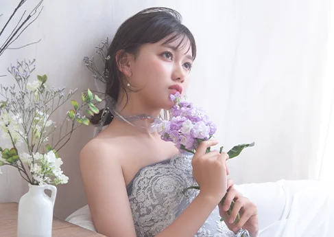 成人写真「Softly」