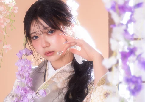 成人写真「泡沫 (うたかた)」