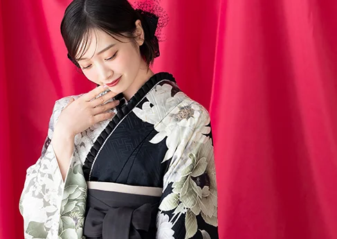 成人写真girlydoll