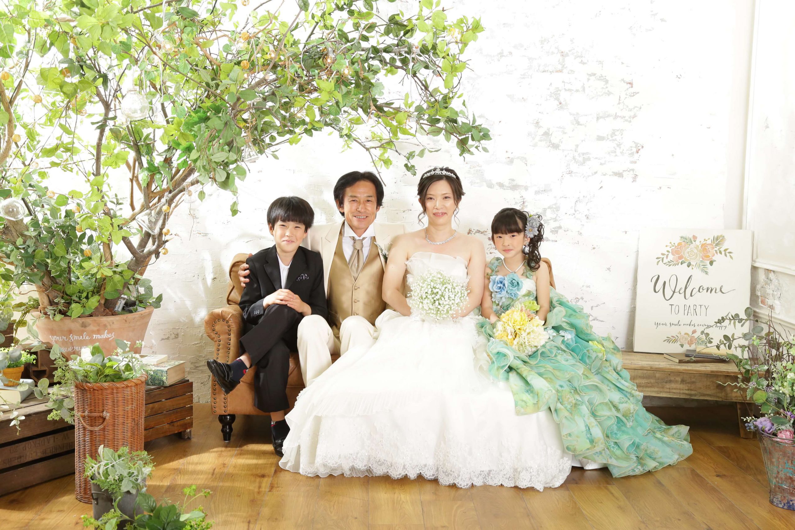 結婚 10 周年 写真 大阪 【ファクトリー店】結婚10周年の記念に当店でブライダル撮影をしてくださったお客様をご紹介♡♡|写真工房ぱれっとサッポロファクトリー店