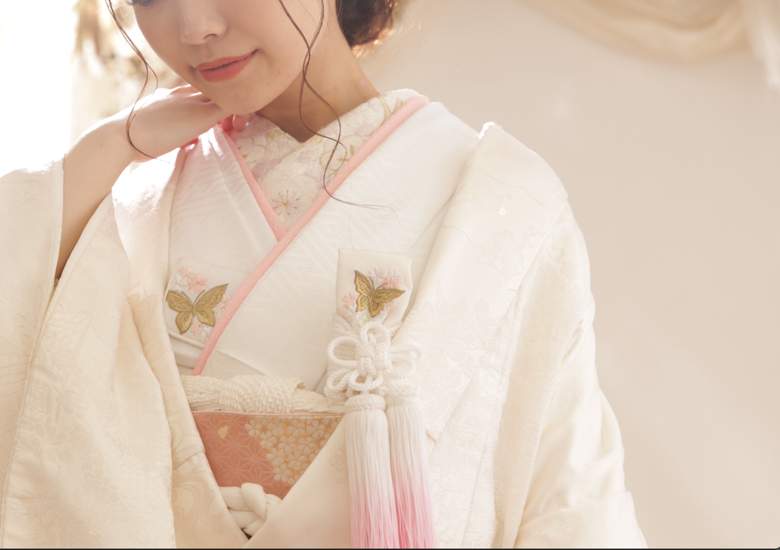 和装婚 札幌のフォトスタジオで着れる 白無垢 の新スタイル フォトウェディング 写真工房ぱれっと札幌中央店