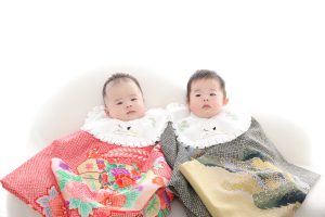 【百日おめでとう♪】札幌西店では着物をどのように撮影しているのかご紹介☆