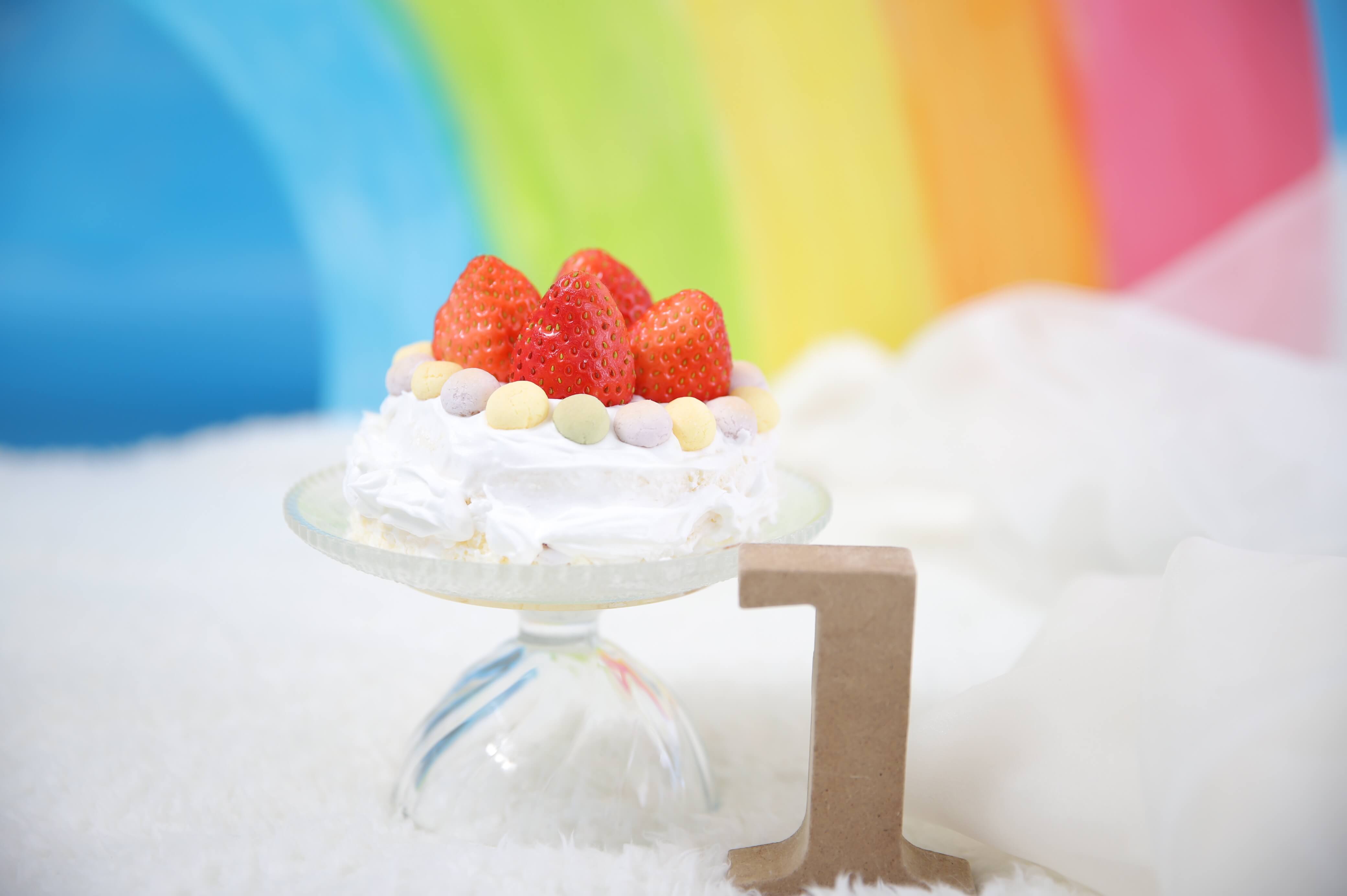【HAPPY BIRTHDAY】“スマッシュケーキ”で1歳お誕生日のお祝いを☆Palette plus札幌西店でも撮影できるスマッシュケーキ撮影とは？