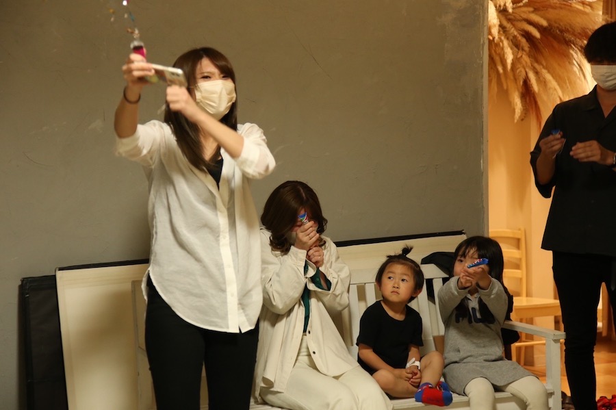 旭川のスタジオでカメラマンの仕事