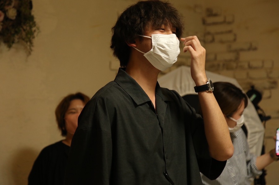 旭川のスタジオでカメラマンの仕事