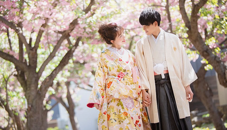 着物で結婚写真を