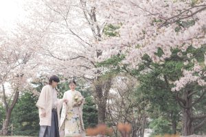 【ロケーション撮影が20%オフ】桜をバックに中島公園での春ロケが可愛い♡