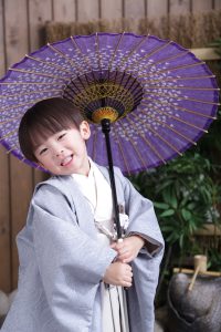 【七五三】３歳の男の子をご紹介☆*:.｡.表情やお衣装にも注目！！