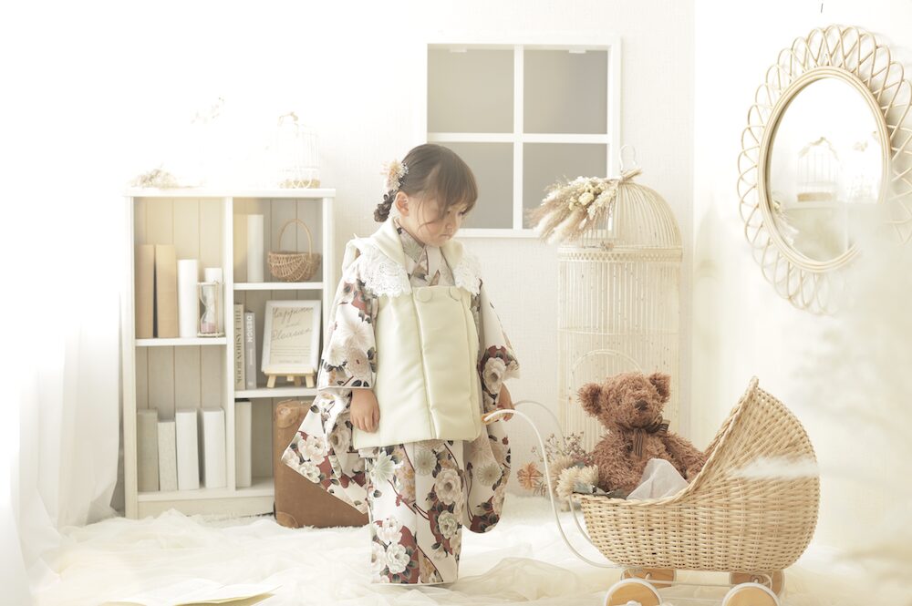 3歳女の子の七五三！華やか着物＆コーディネート術｜Palette+