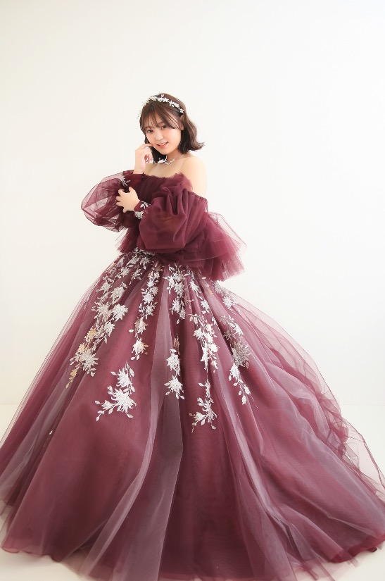 ロングスリーブドレス
