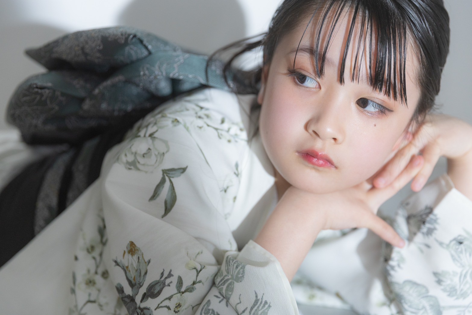 【七五三記念】まっしろスタジオNew visual +*:•stylish × gleam･:*+
