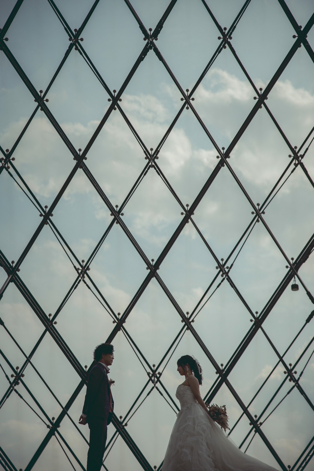 婚礼　撮影　ウェディングフォト　ブライダル　ロケ　モエレ沼公園　