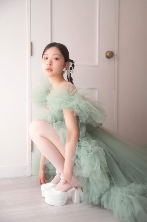 ドレス姿も可愛くキメたい！成人前撮りドレスコレクション✨