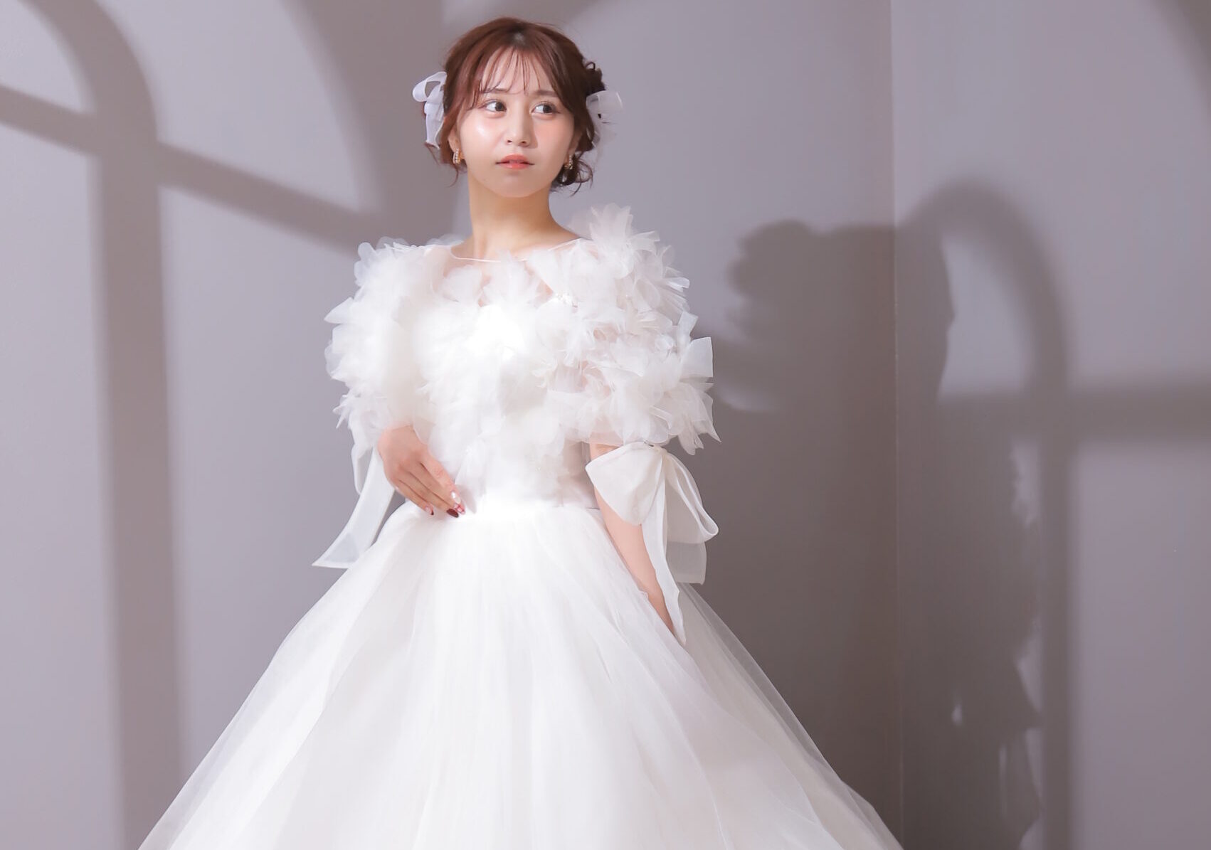【Premier lineドレス】”KIYOKO HATA” ヒロインのように、優雅な気品と愛らしさを一身に纏う。