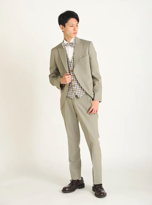 お婿様に人気のタキシードをご紹介✨