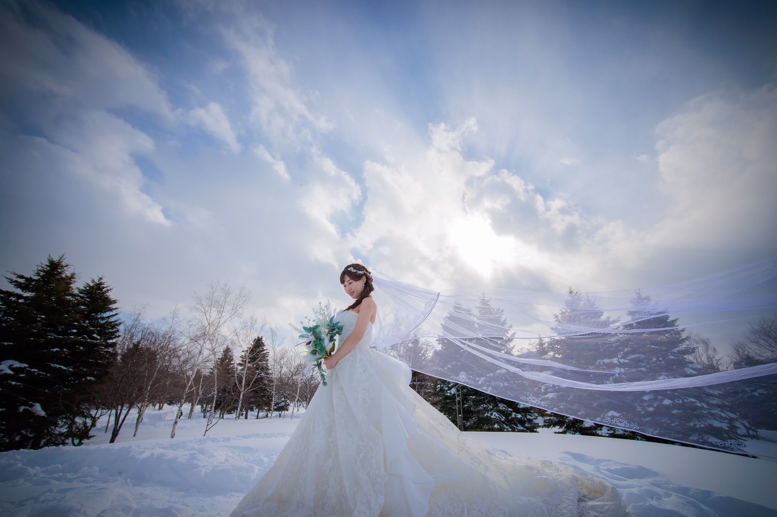 北海道知床の冬を満喫する人気アクティビティ＆宿泊情報