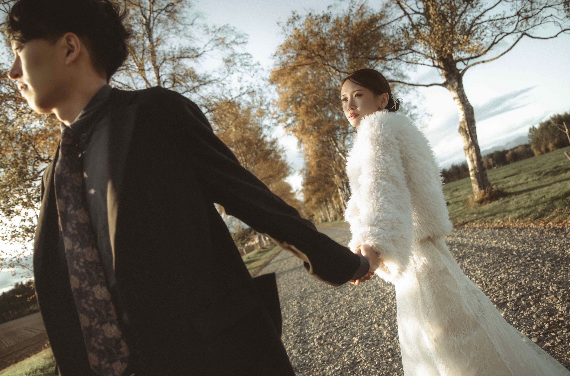 【NEWロケーション”十勝白樺並木”】「モダン」と「フレンチガーリー」な感覚を交た、ファッショナブルでひねりのあるAutumn Styleが新登場。