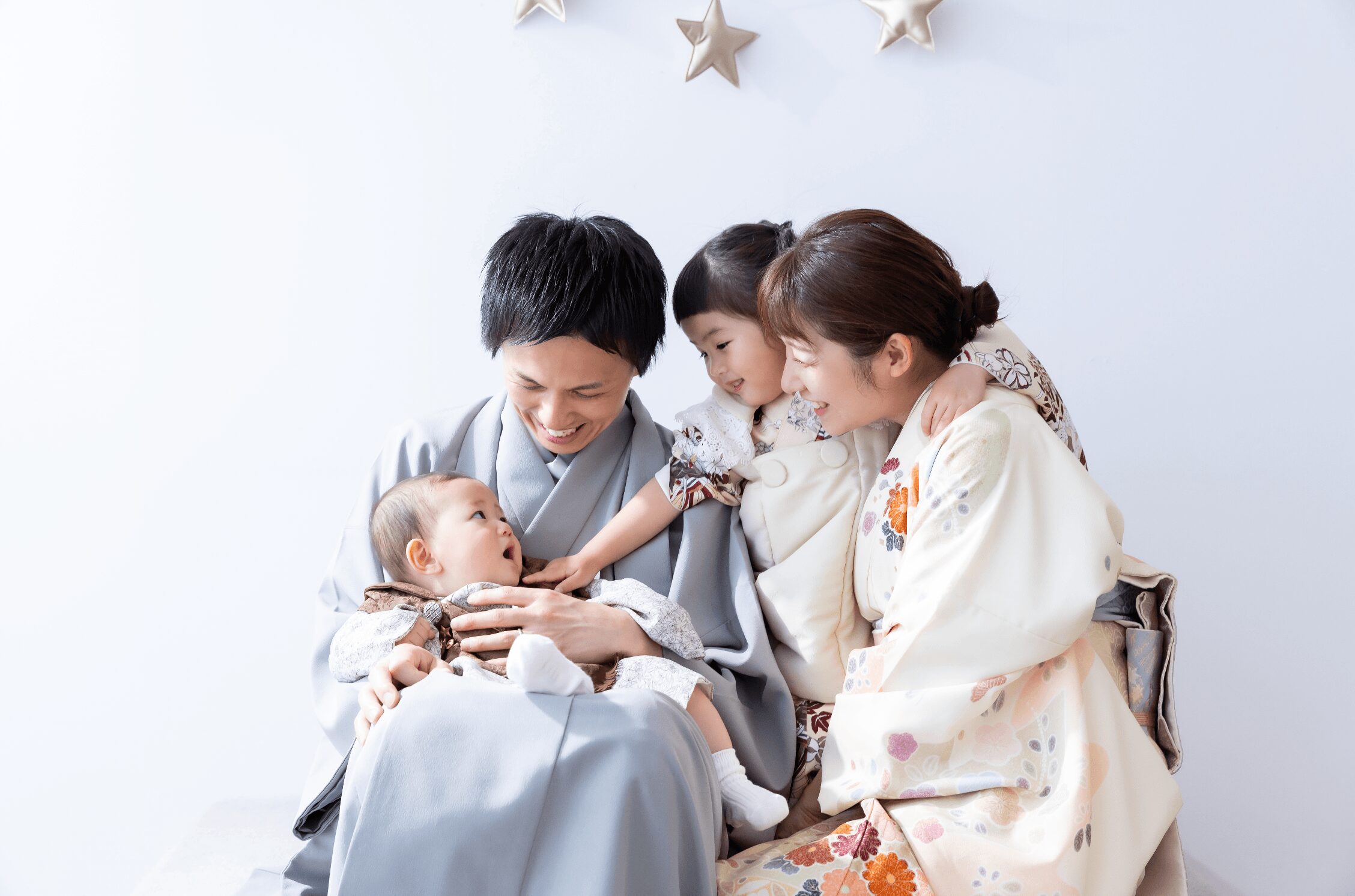 【札幌西店】七五三の晴れ姿を家族みんなで！祖父母様との撮影見学や家族写真は可能？札幌西店が徹底解説🪄