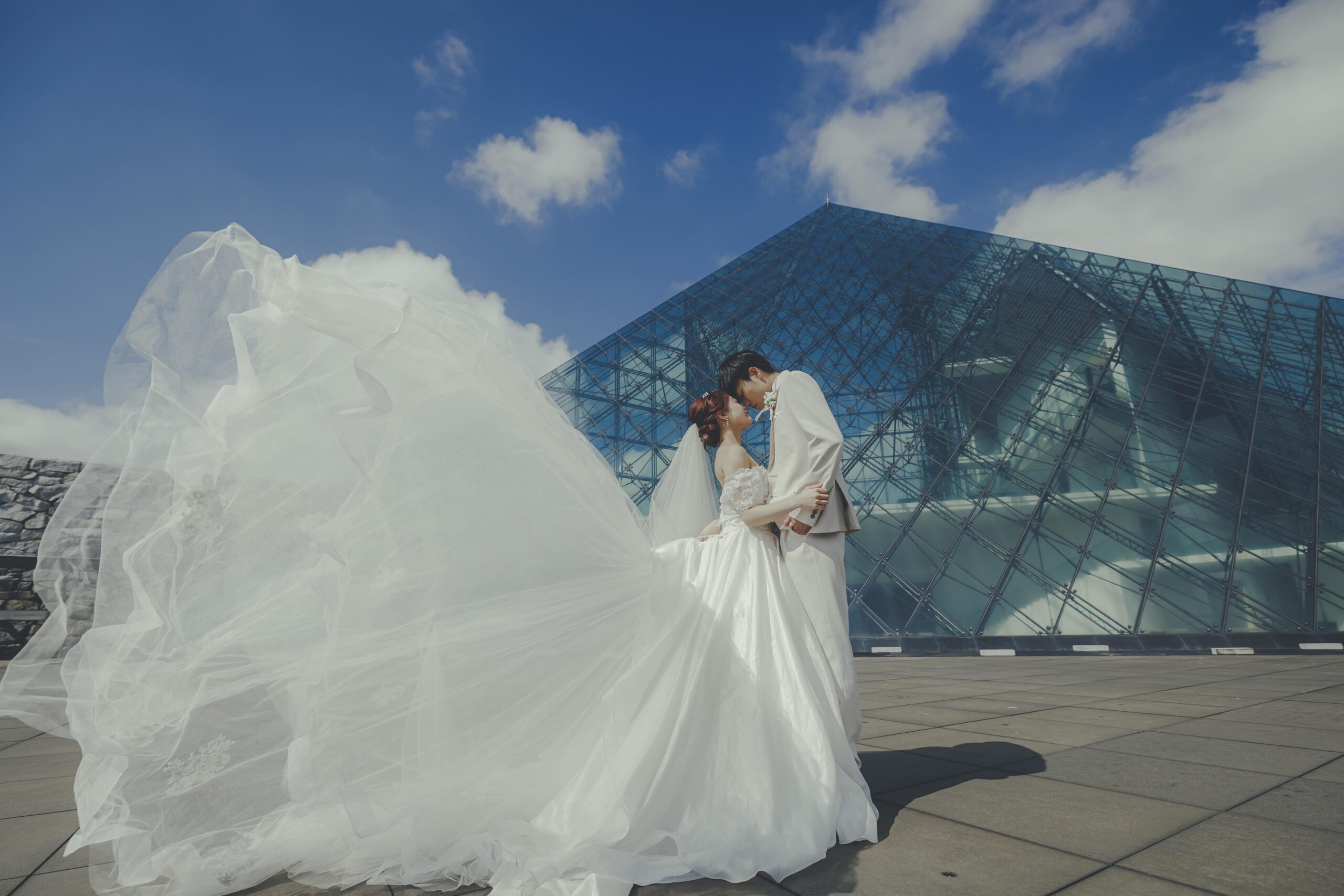 【2026年最新】札幌のロケーションフォト予約開始！大人なお二人が選ぶ上質な外ロケスポット