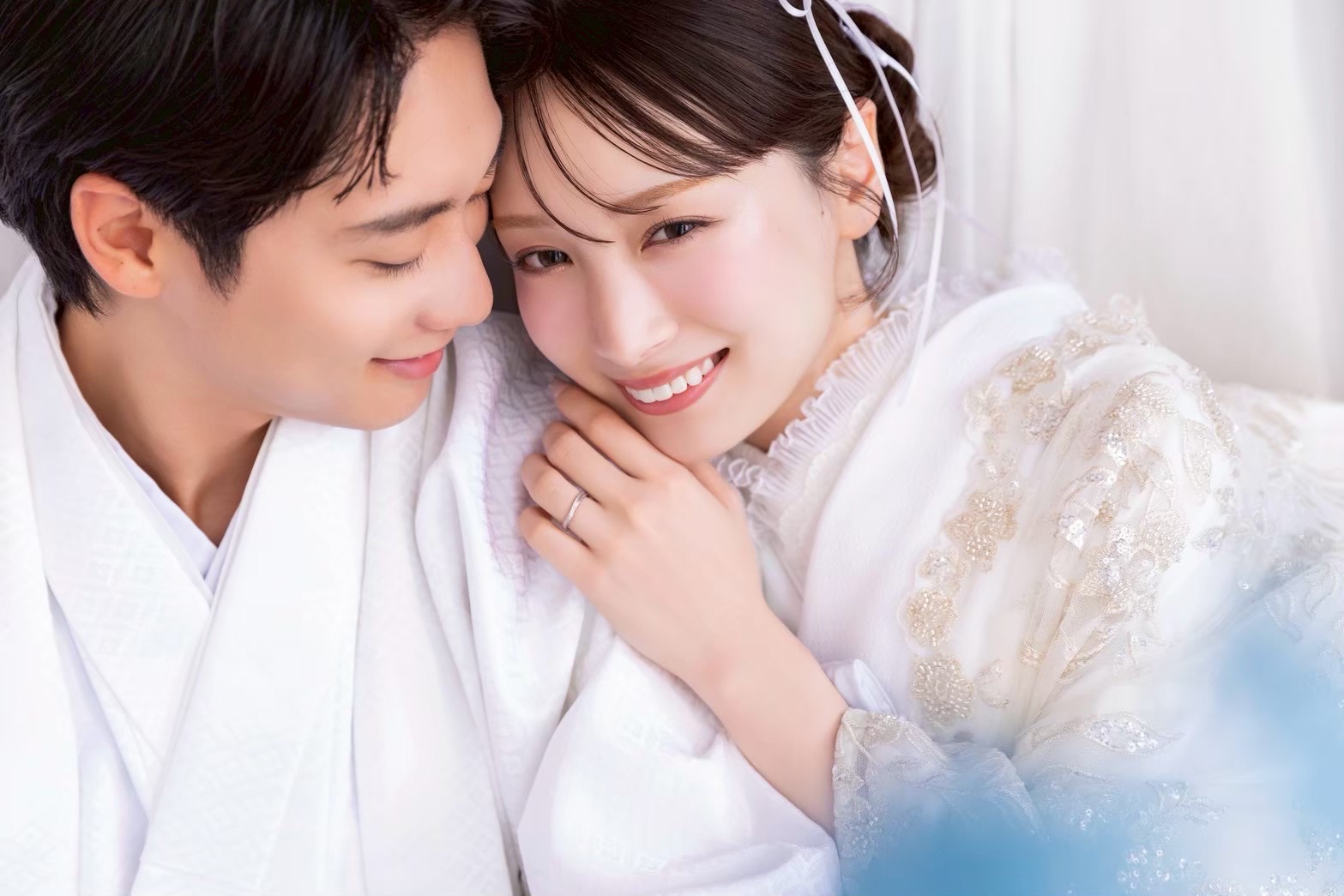 3月の札幌で叶えるフォトウェディング。春を待つサッポロファクトリー店で撮る「家族の始まり」