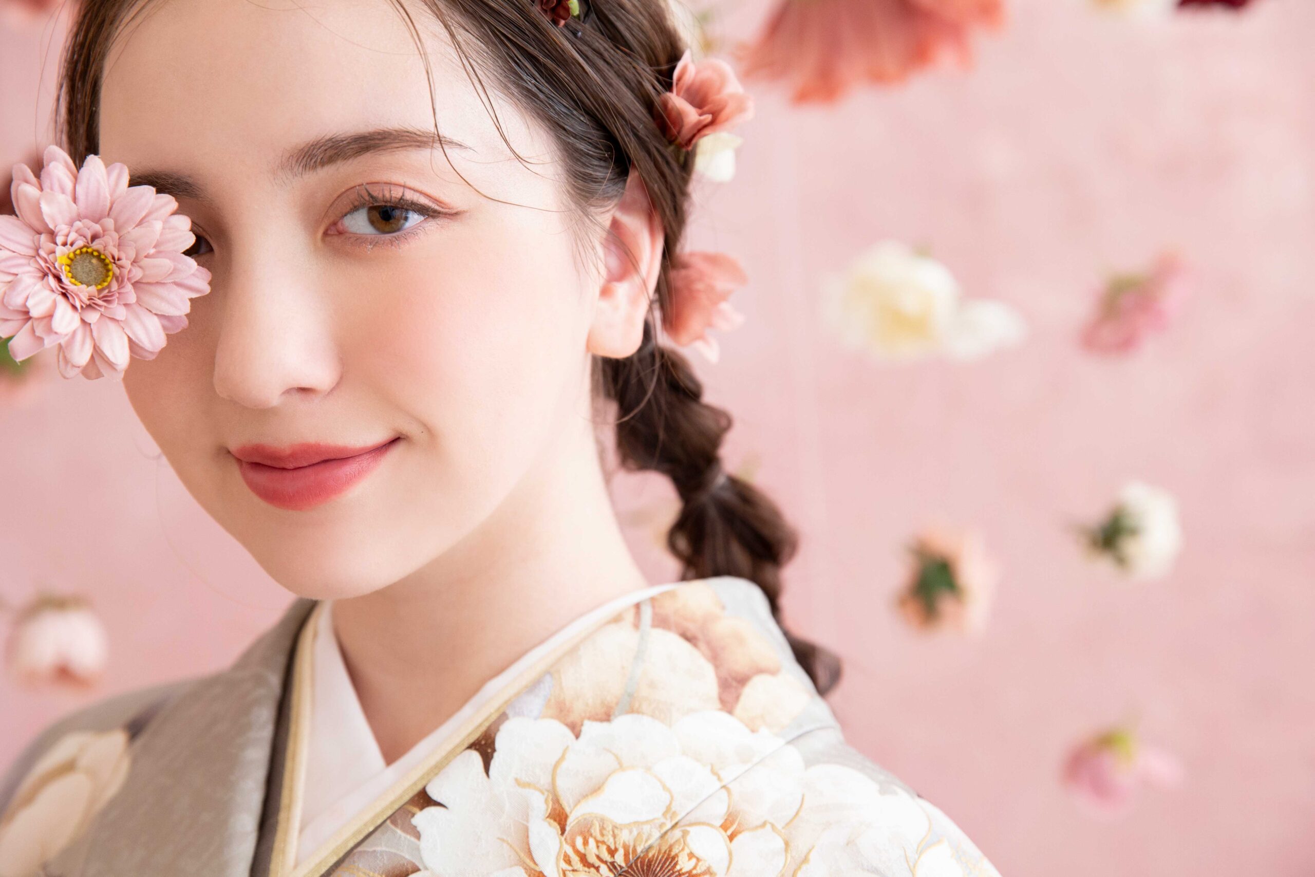 【2026年最新】成人式の前撮りは2着が正解？後悔しない振袖・ドレス選びと費用を解説｜写真工房ぱれっと