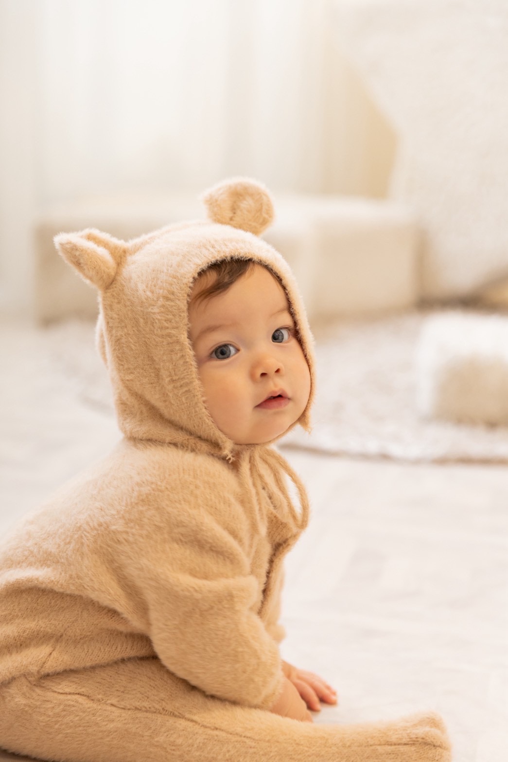 ハーフバースデー撮影で失敗しない！赤ちゃんのご機嫌を最高にする「魔法の裏ワザ」とスタジオの対策を徹底解説