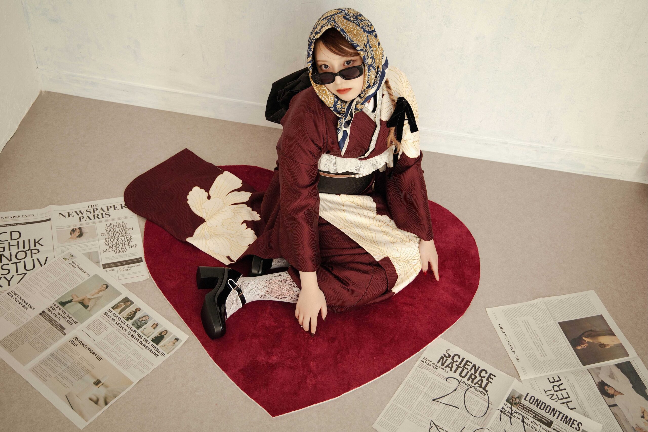 【成人式】振袖撮影に小物は持ち込める？「推し活フォト」から「思い出の品」まで、写真工房ぱれっとで自分らしいハタチを残そう！