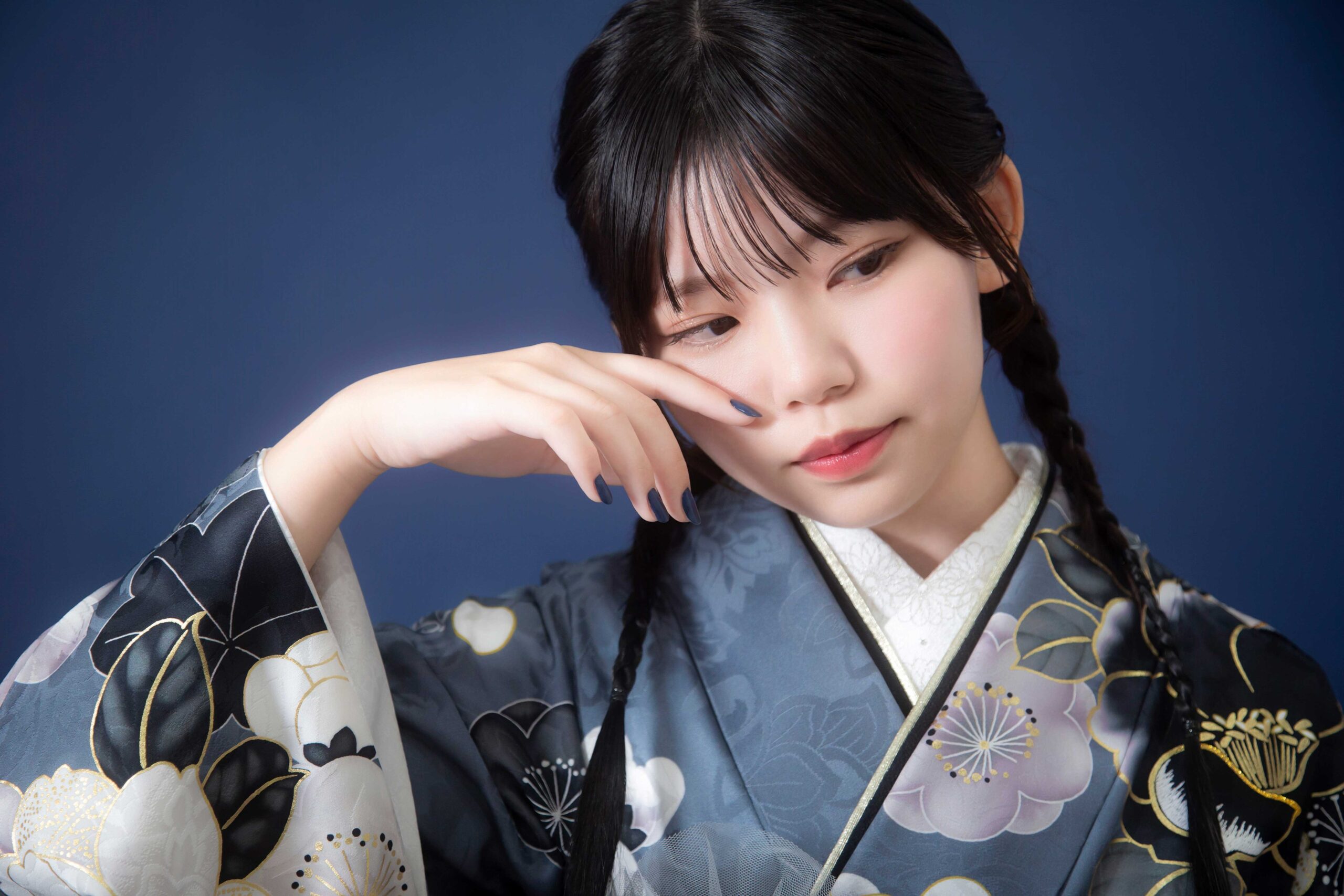 成人式は「青」で自分らしく！青系振袖が選ばれる理由と失敗しないコーディネート術