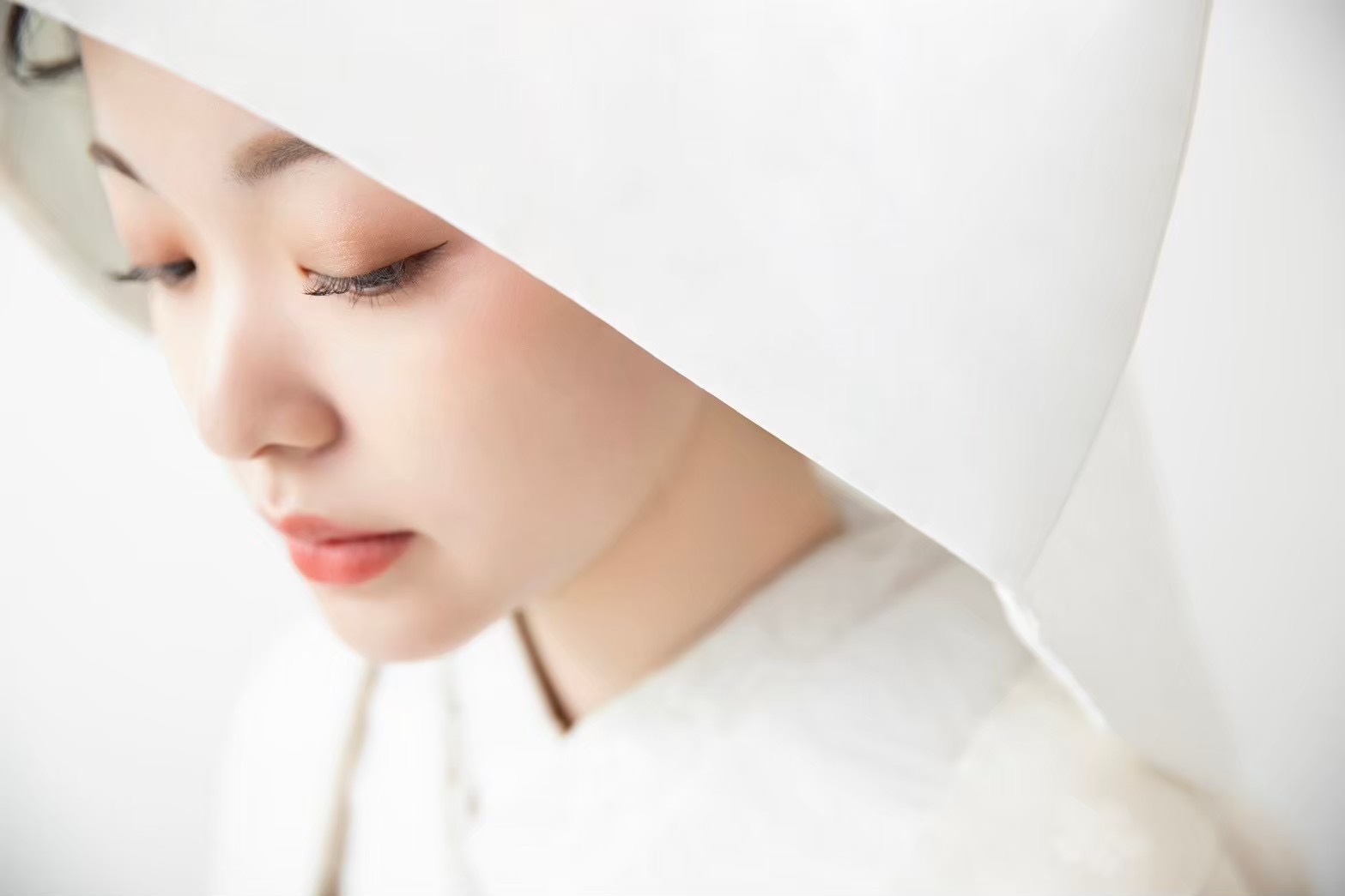 【憧れの和装】札幌の婚礼写真で叶える最高に美しい綿帽子姿♡失敗しない選び方と撮影知識まとめ