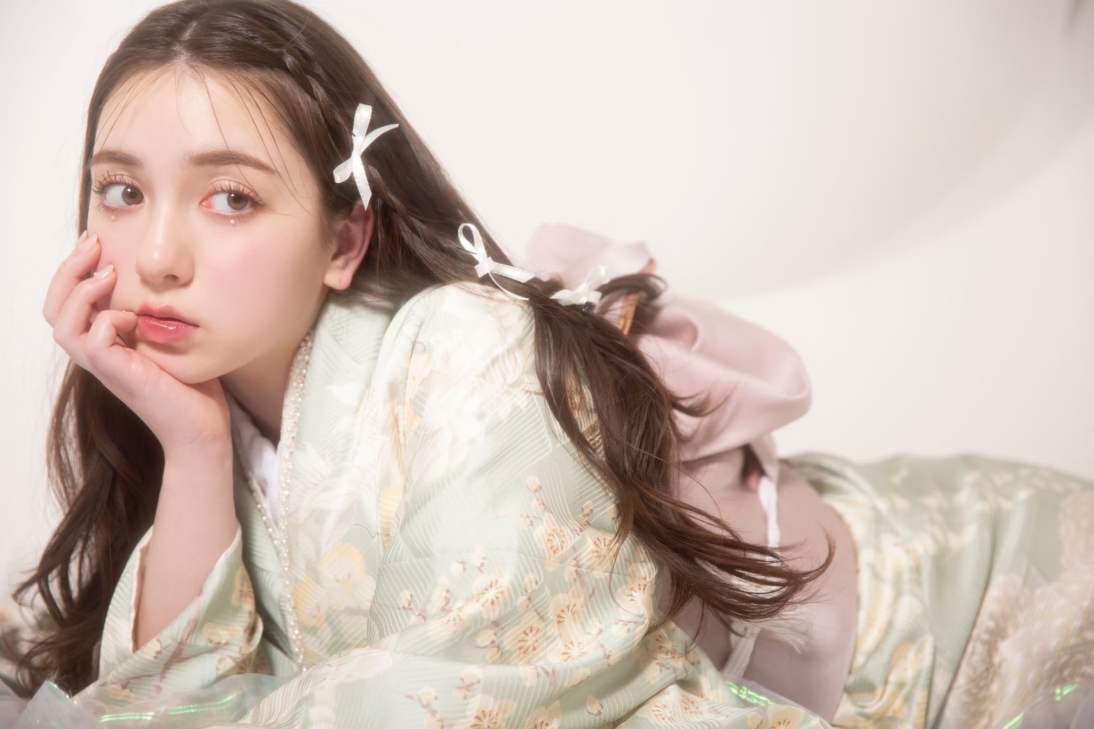 【完全保存版】二十歳を迎える娘へ贈る♡成人式振袖トレンド＆人気ヘアスタイル徹底解説！ふわふわシニヨンからカチモリ・編み下ろしまで